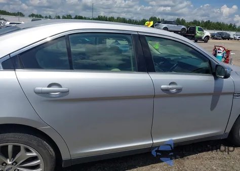 2019 Ford Taurus Limited из США, поврежденный, VIN 1FAHP2F84KG111724